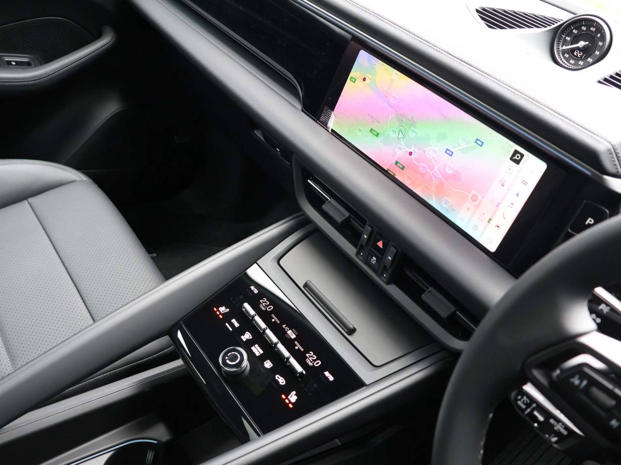 Macan (76) image 15
