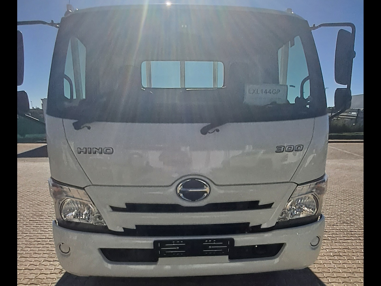 Hino 300 300 916 LWB (FE3) A/T F/C C/C