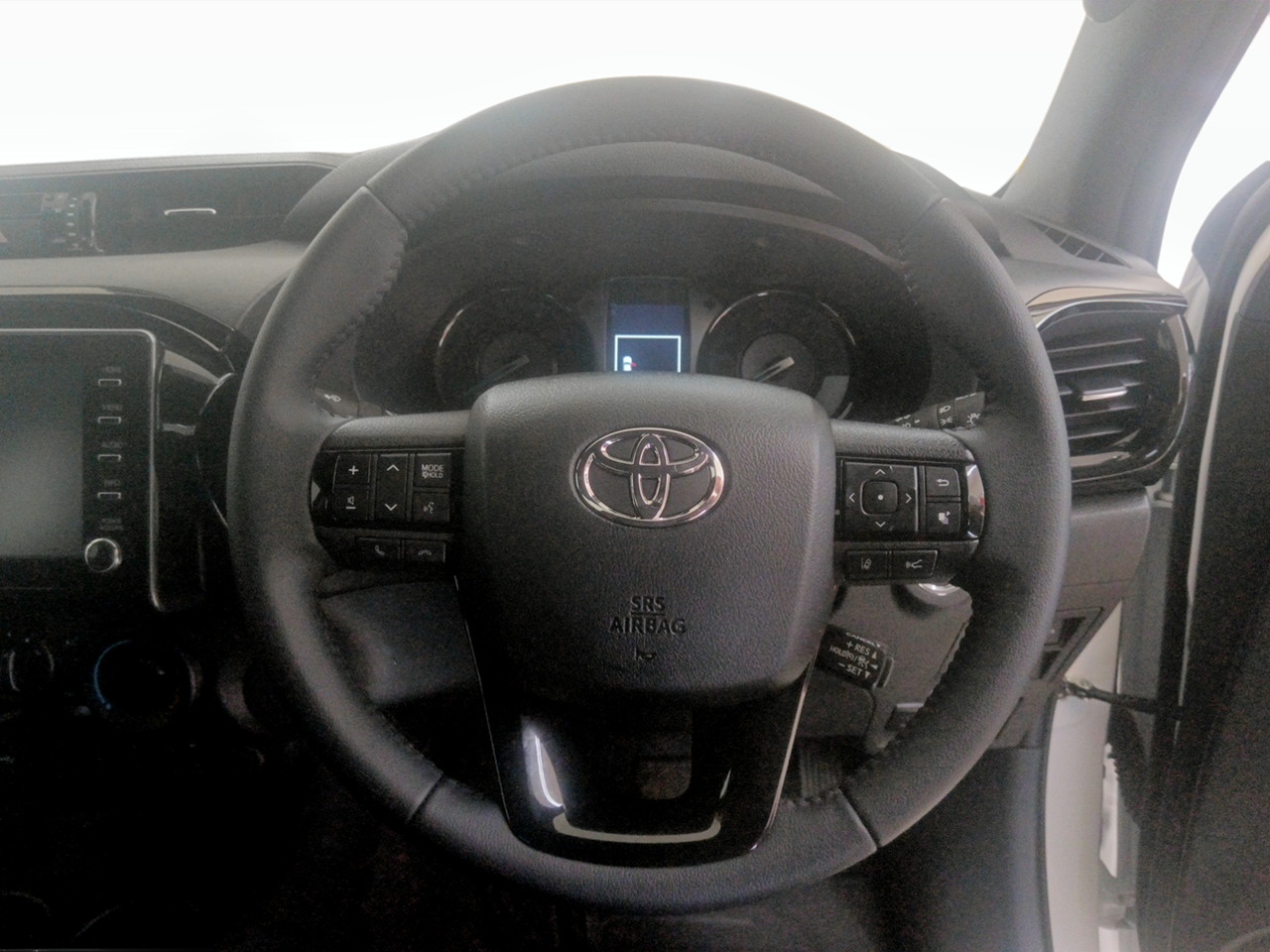 Toyota Hilux 2.8GD-6 XTRA CAB LEGEND 55