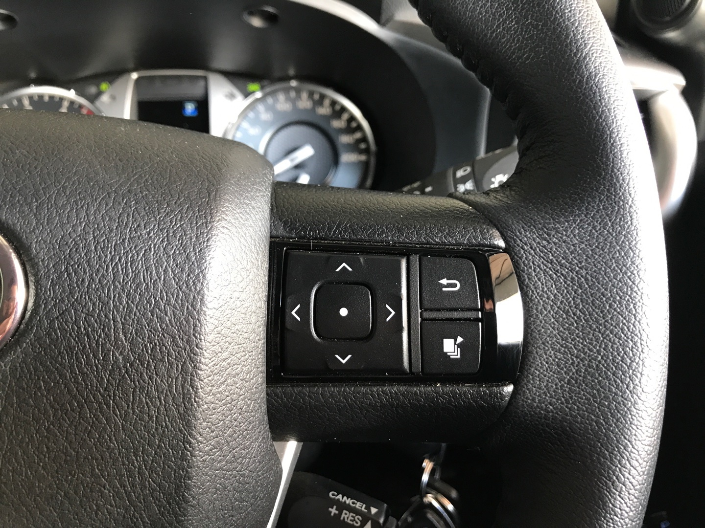 Toyota Hilux 2.8GD-6 DOUBLE CAB RAIDER AUTO