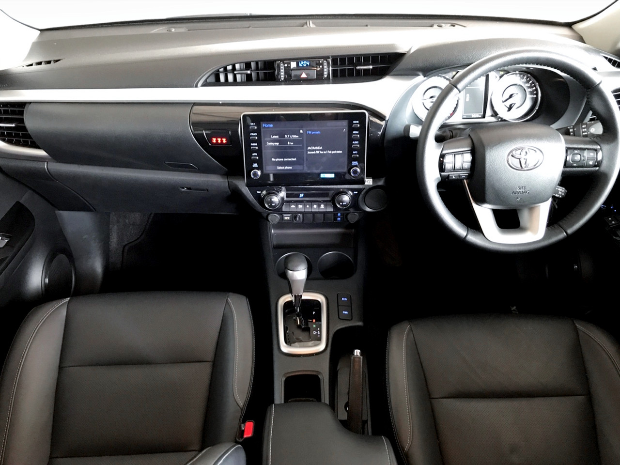 Toyota Hilux 2.8GD-6 DOUBLE CAB RAIDER AUTO