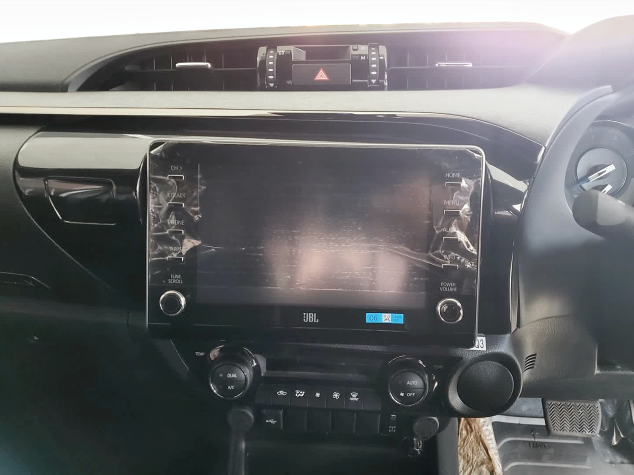 Toyota Hilux 2.8GD-6 DOUBLE CAB LEGEND 55