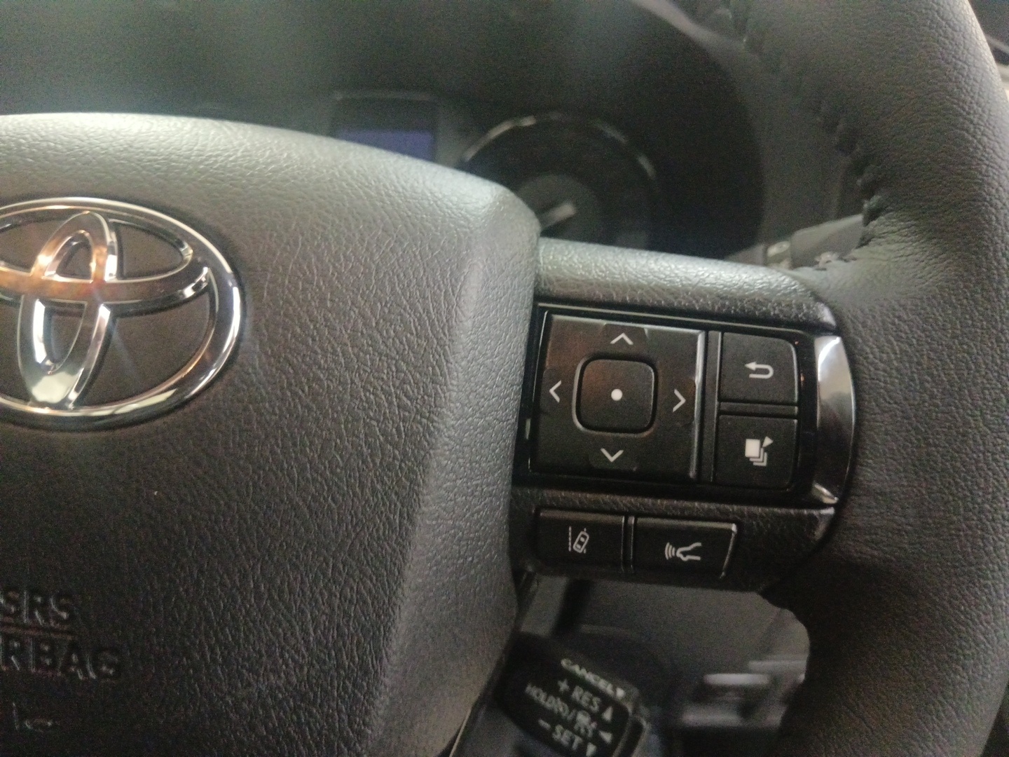 Toyota Hilux 2.8GD-6 XTRA CAB 4X4 LEGEND MANUAL