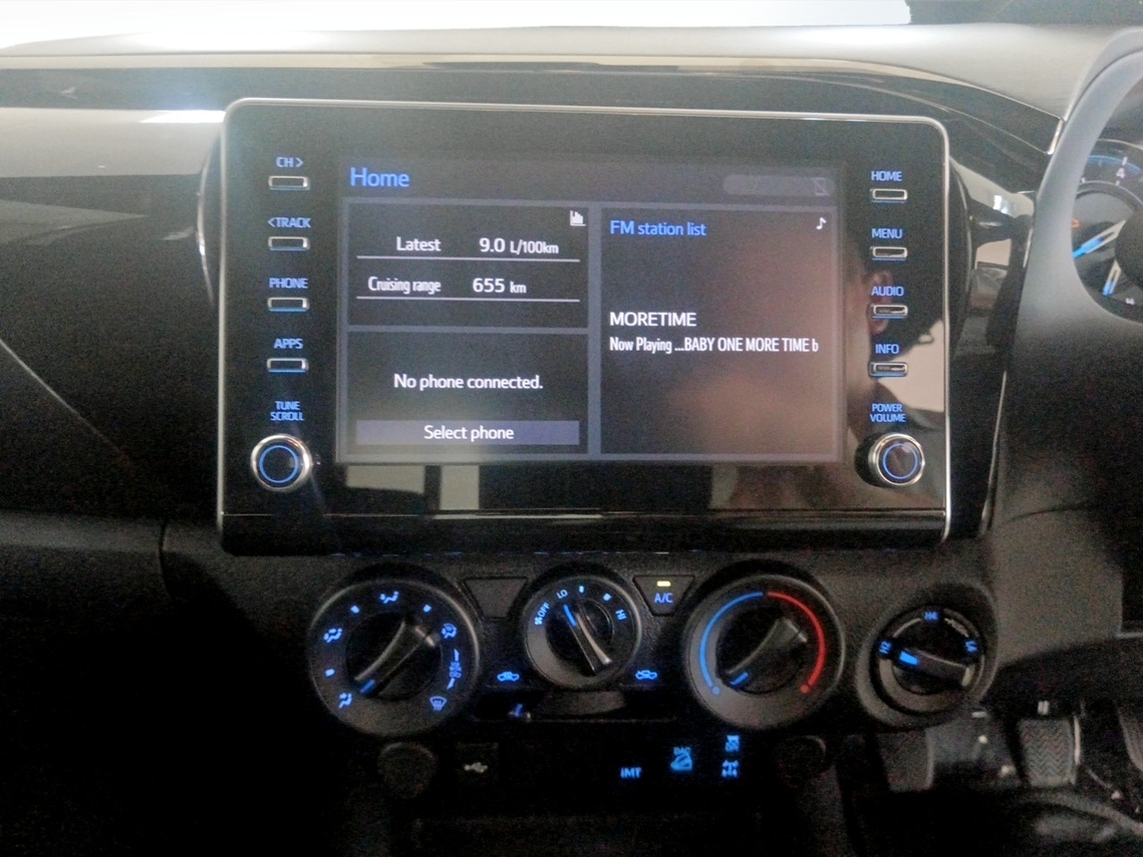 Toyota Hilux 2.8GD-6 XTRA CAB 4X4 LEGEND MANUAL