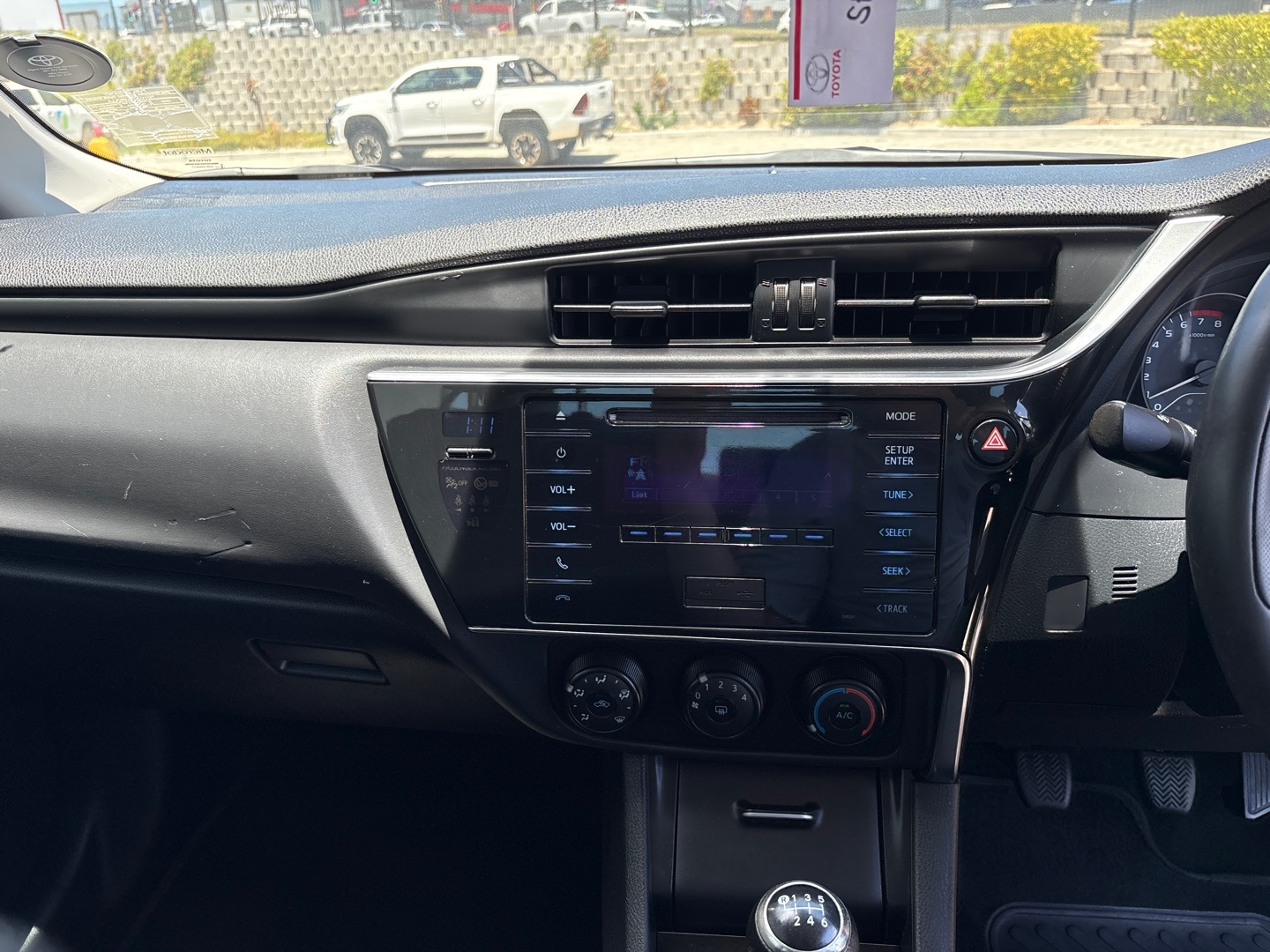 Toyota Corolla Quest 1.8 PLUS