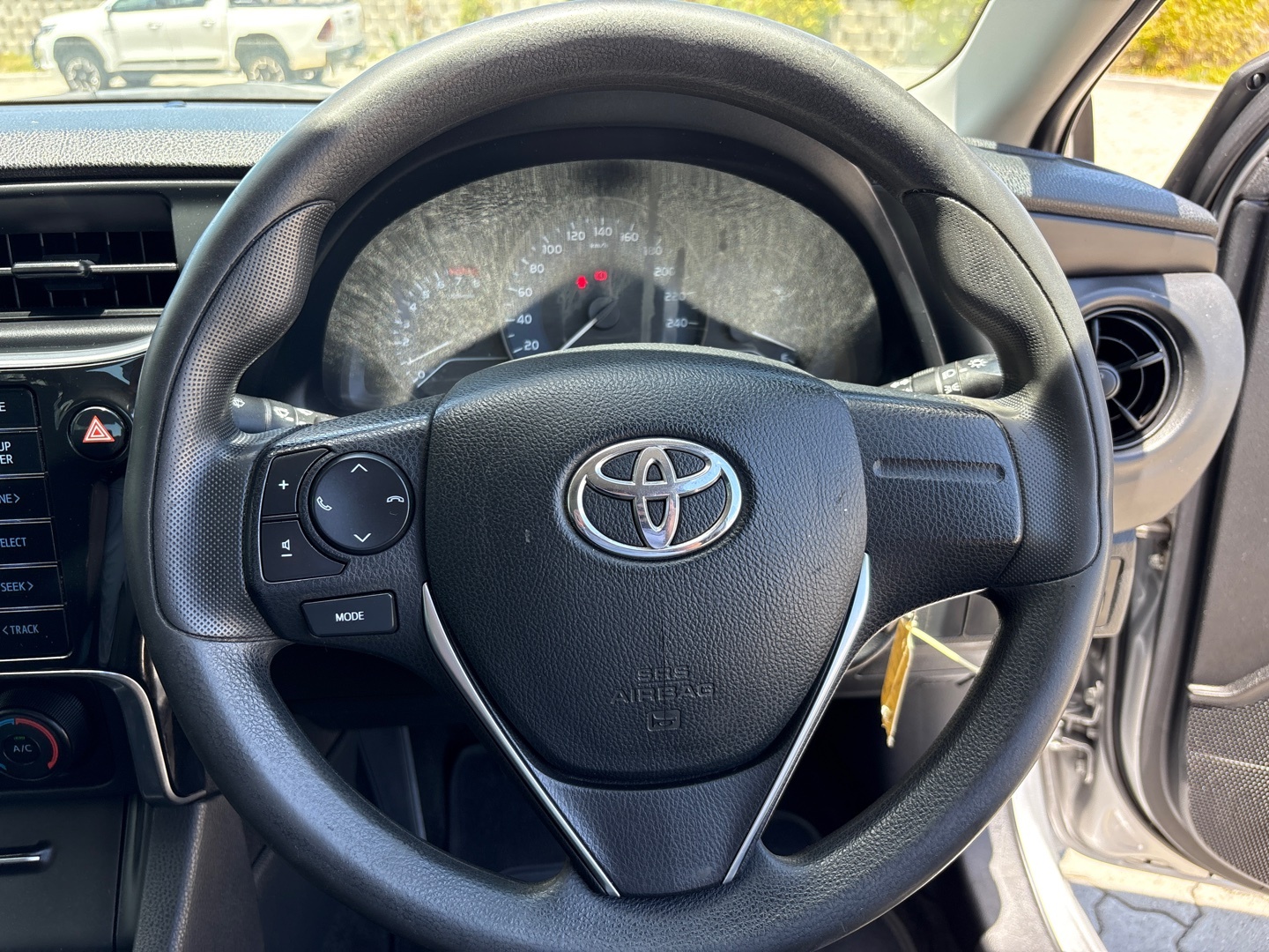 Toyota Corolla Quest 1.8 PLUS