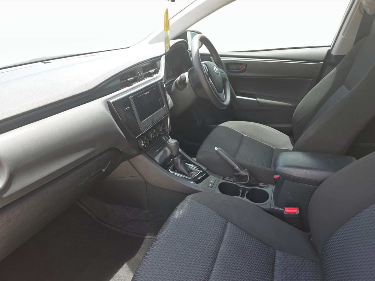 Toyota Corolla Quest 1.8 PLUS AUTO