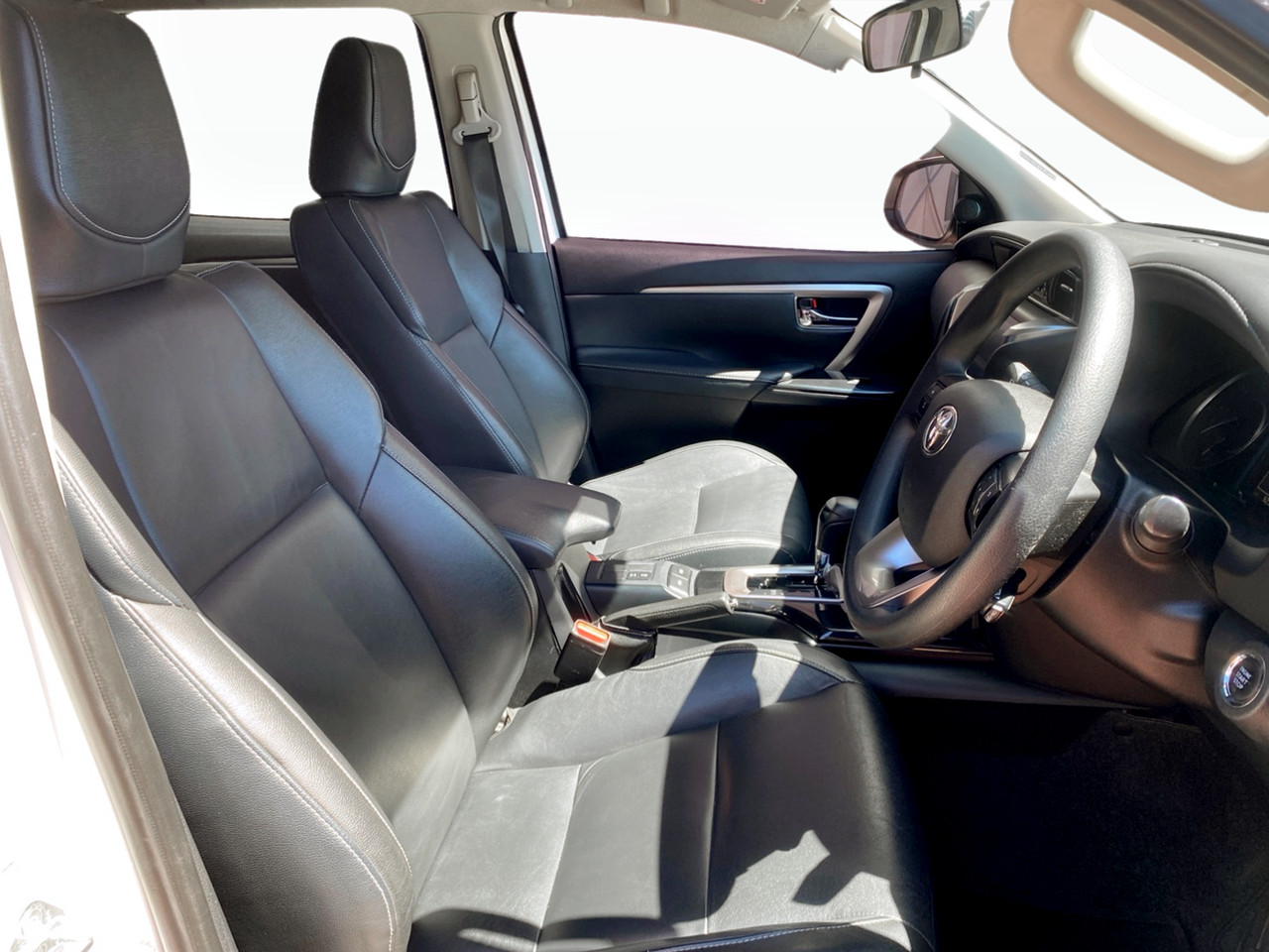 Toyota Fortuner 2.4GD-6 R/B A/T