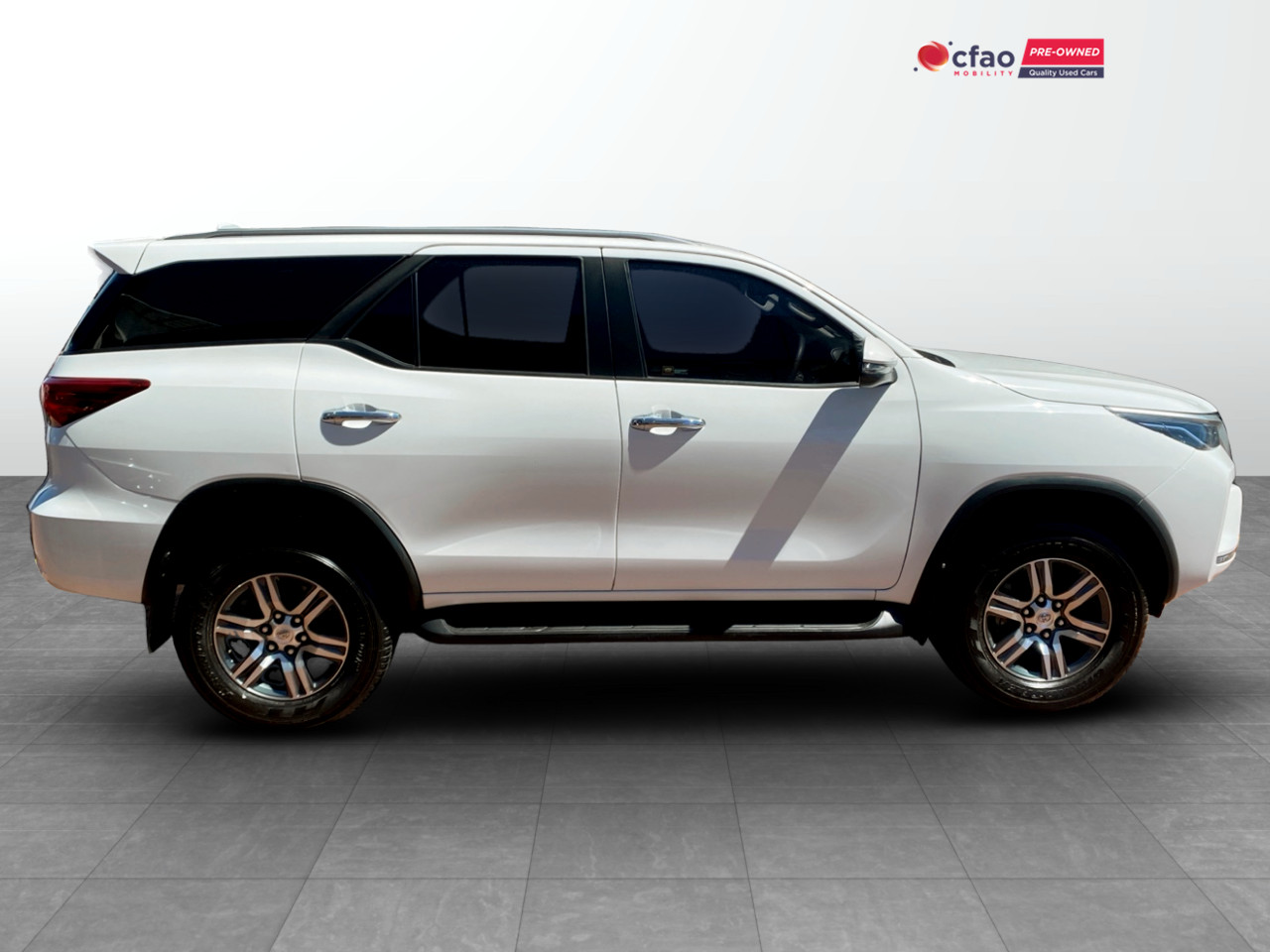 Toyota Fortuner 2.4GD-6 R/B A/T