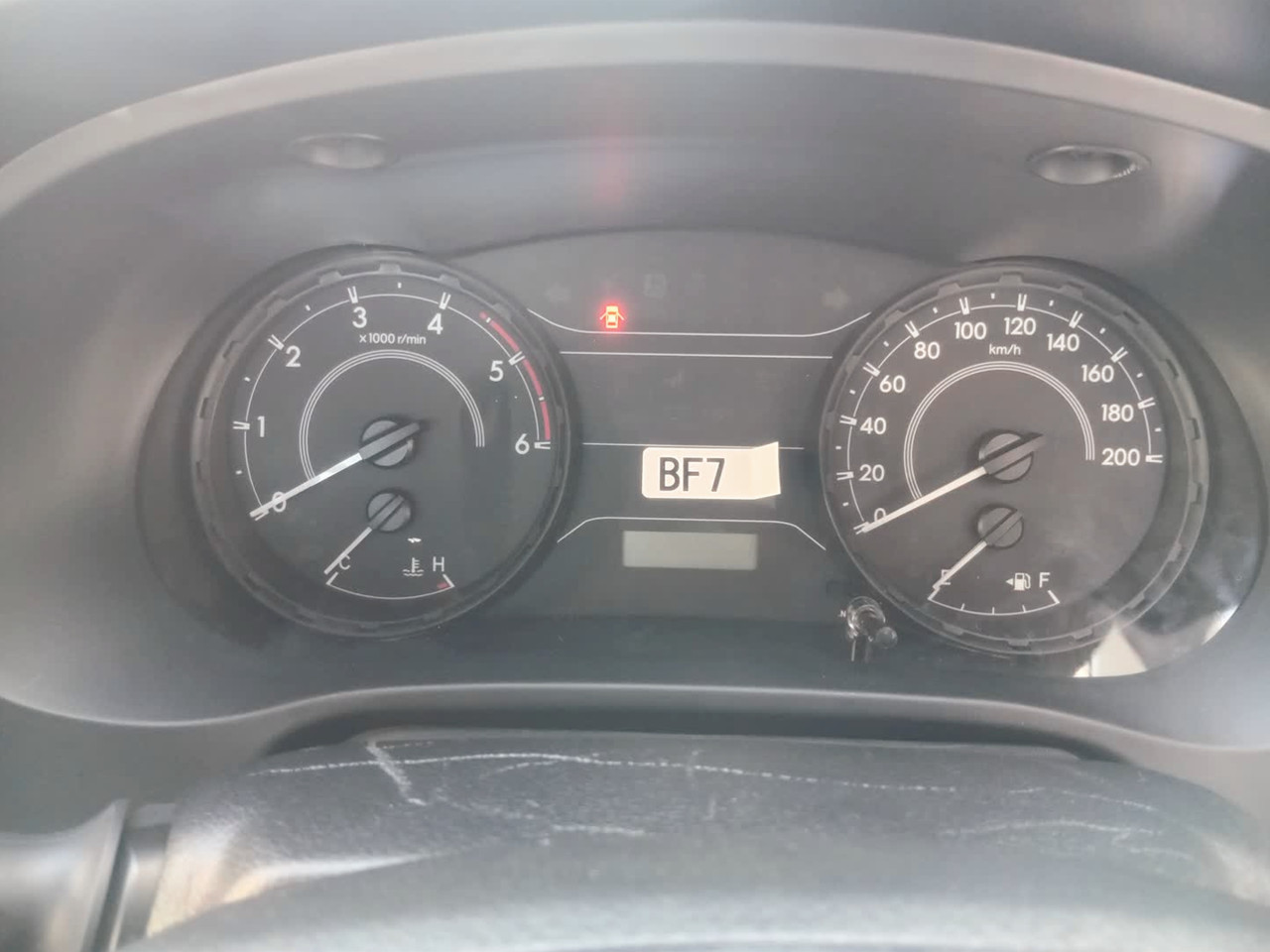 Toyota Hilux 2.4GD SINGLE CAB FLAT DECK