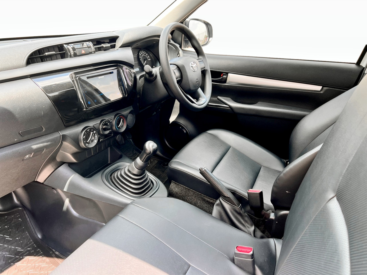 Toyota Hilux 2.0 SINGLE CAB S (AIRCON)