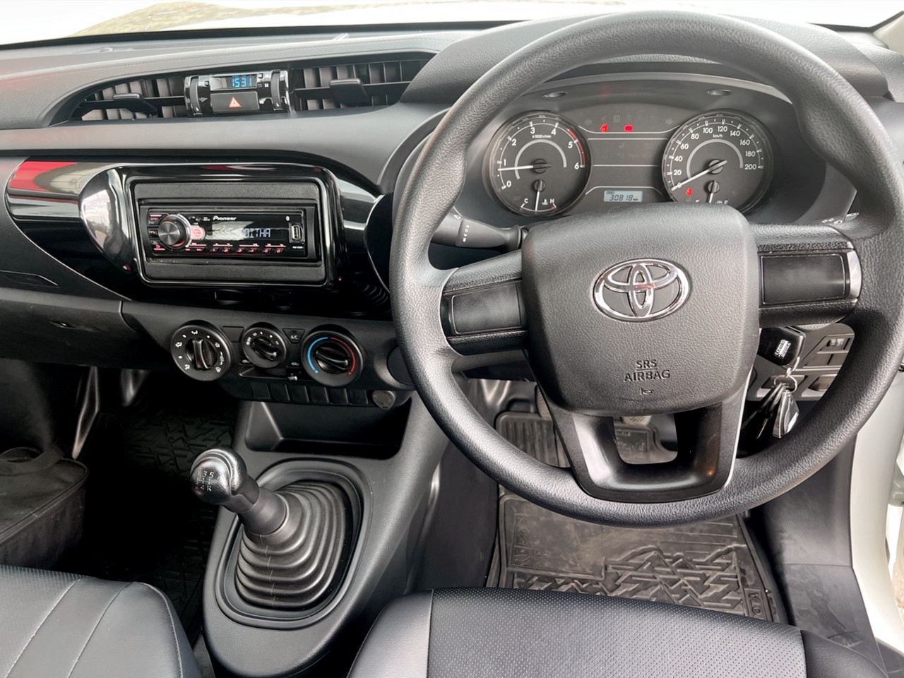 Toyota Hilux 2.0 SINGLE CAB S (AIRCON)