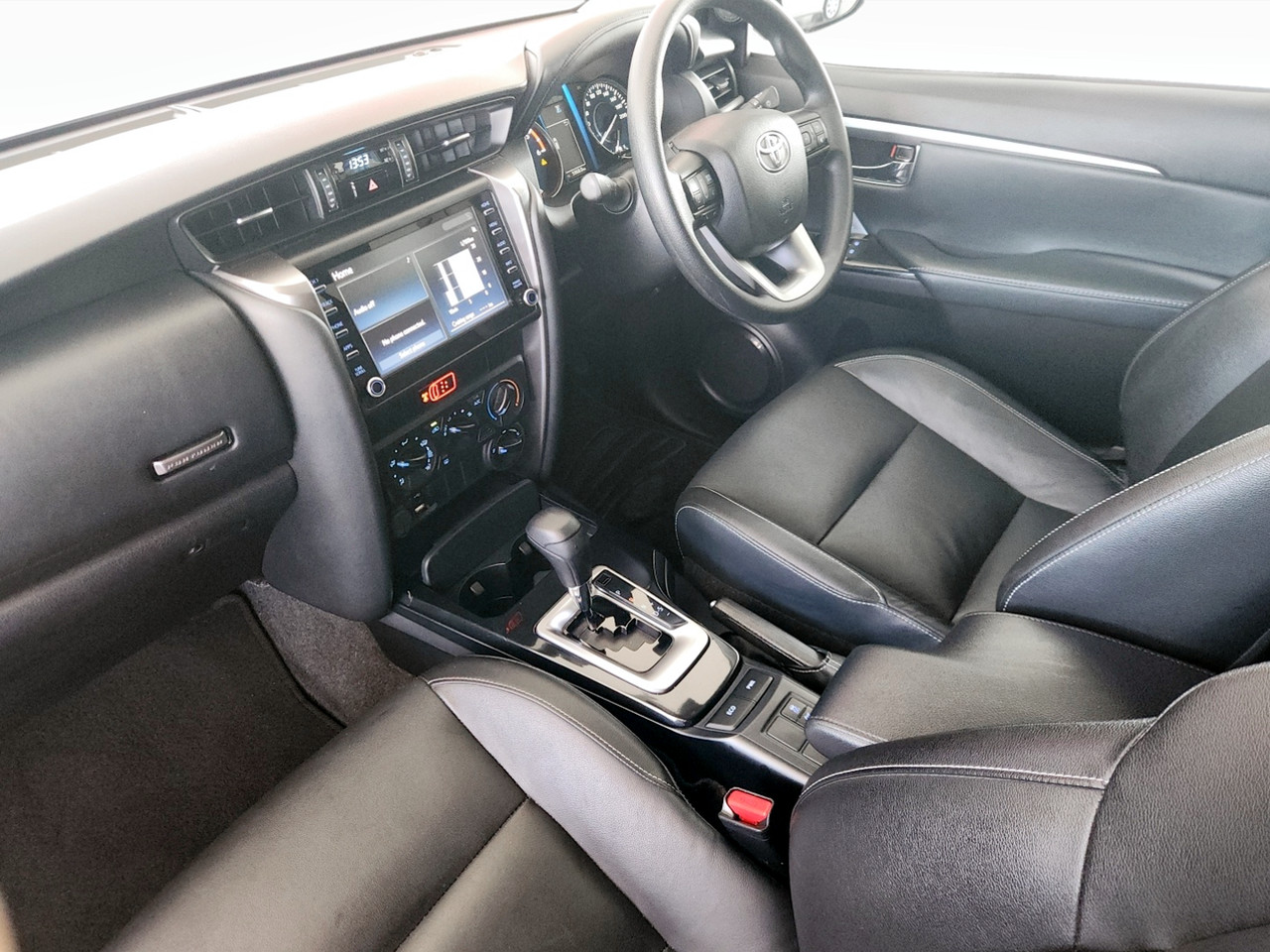 Toyota Fortuner 2.4GD-6 4X4 A/T