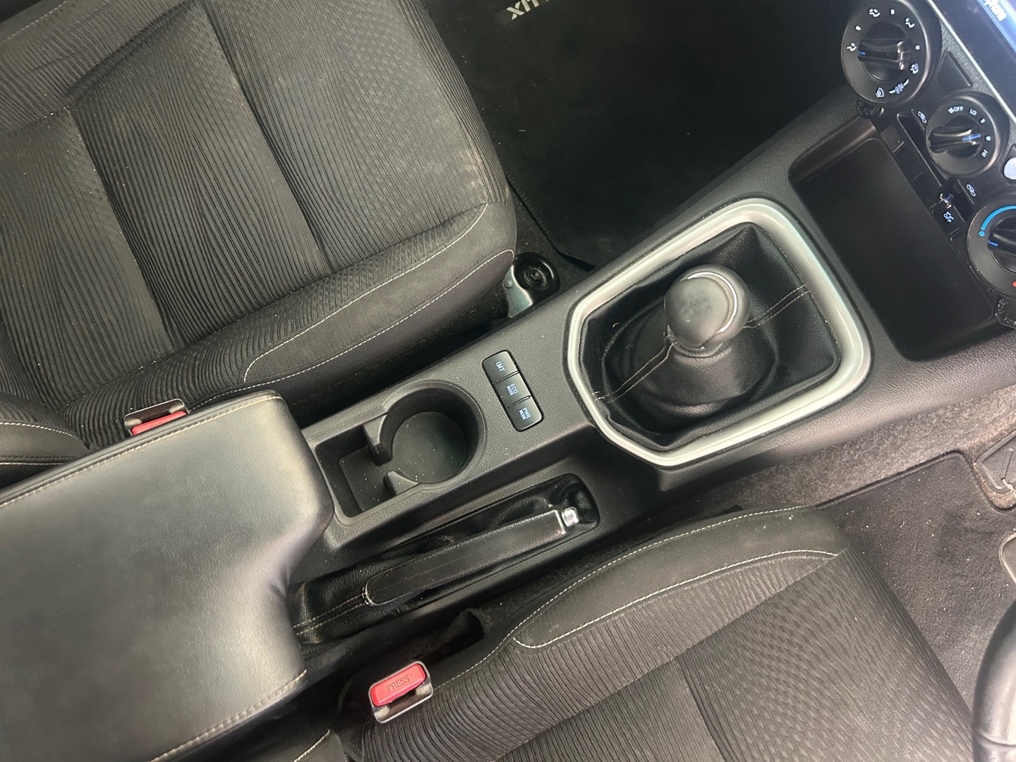Toyota Hilux 2.8GD-6 XTRA CAB RAIDER