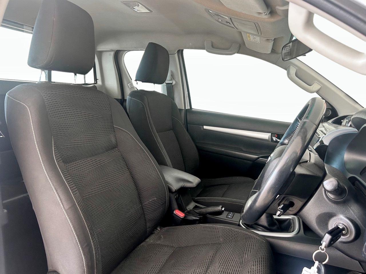 Toyota Hilux 2.8GD-6 XTRA CAB RAIDER
