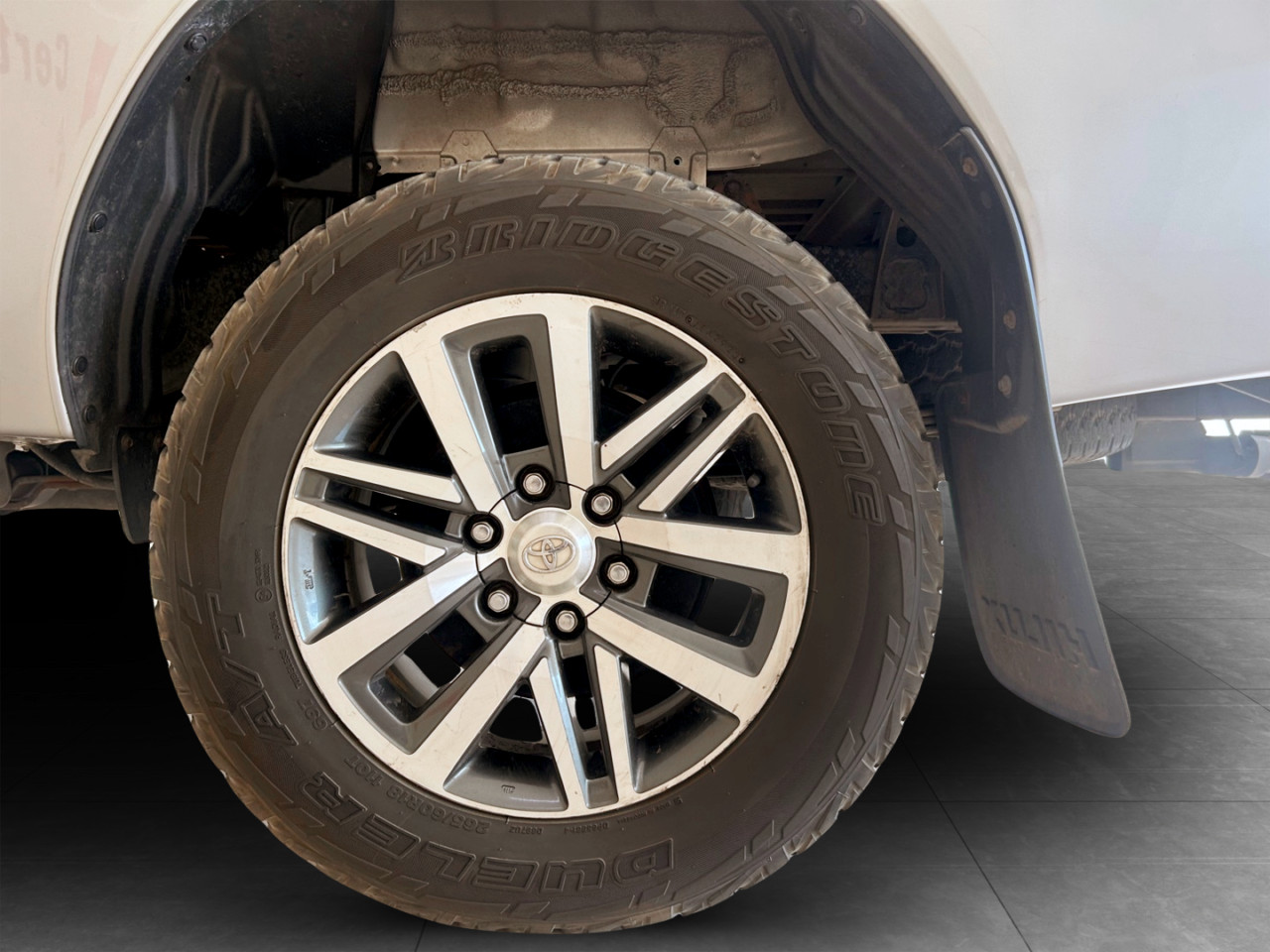 Toyota Hilux 2.8GD-6 XTRA CAB RAIDER