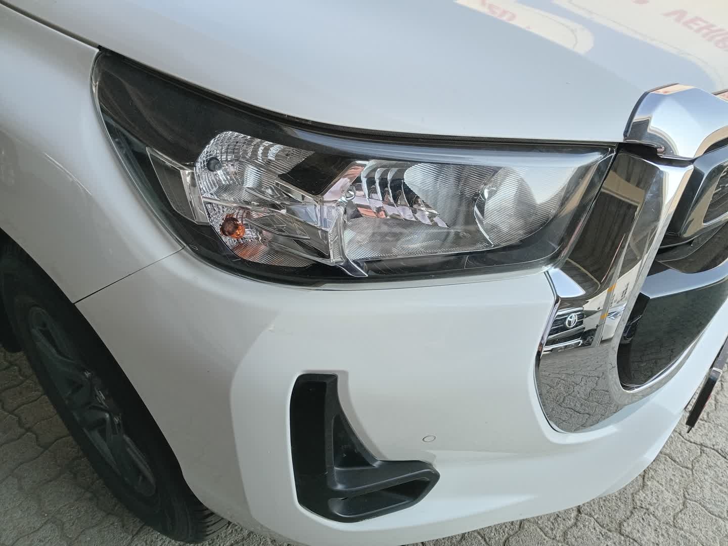 Toyota Hilux 2.4GD-6 SINGLE CAB RAIDER MANUAL