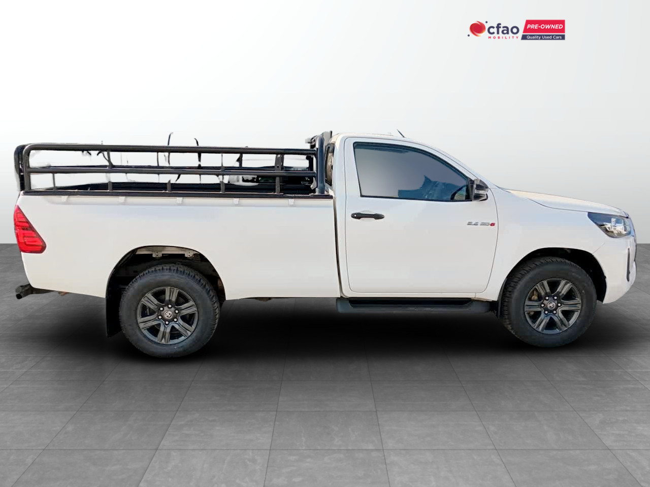 Toyota Hilux 2.4GD-6 SINGLE CAB RAIDER MANUAL