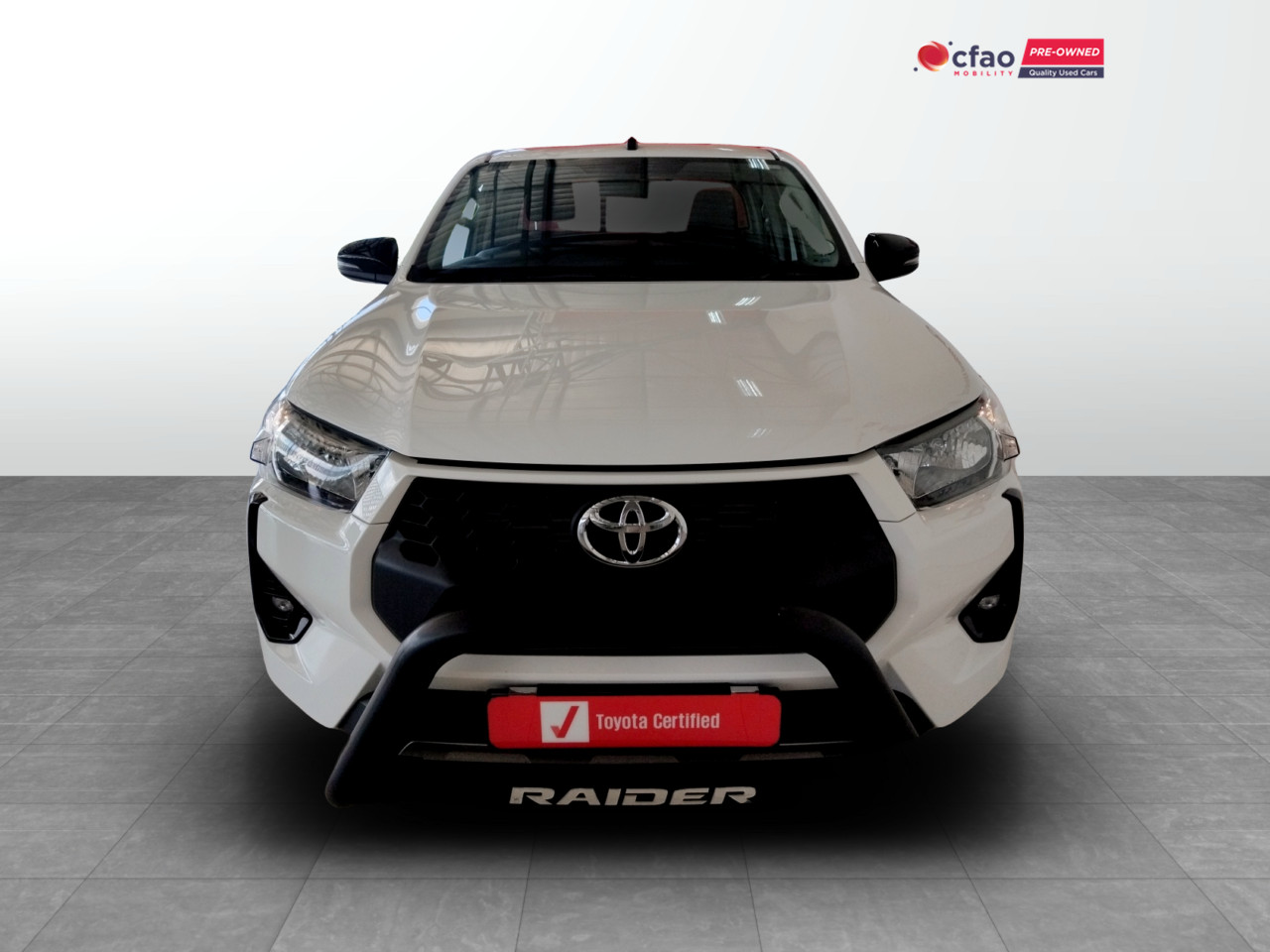 Toyota Hilux 2.4GD-6 XTRA CAB RAIDER MANUAL