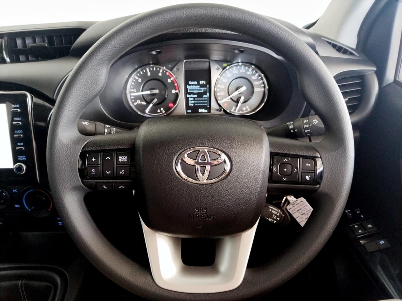 Toyota Hilux 2.4GD-6 XTRA CAB RAIDER MANUAL