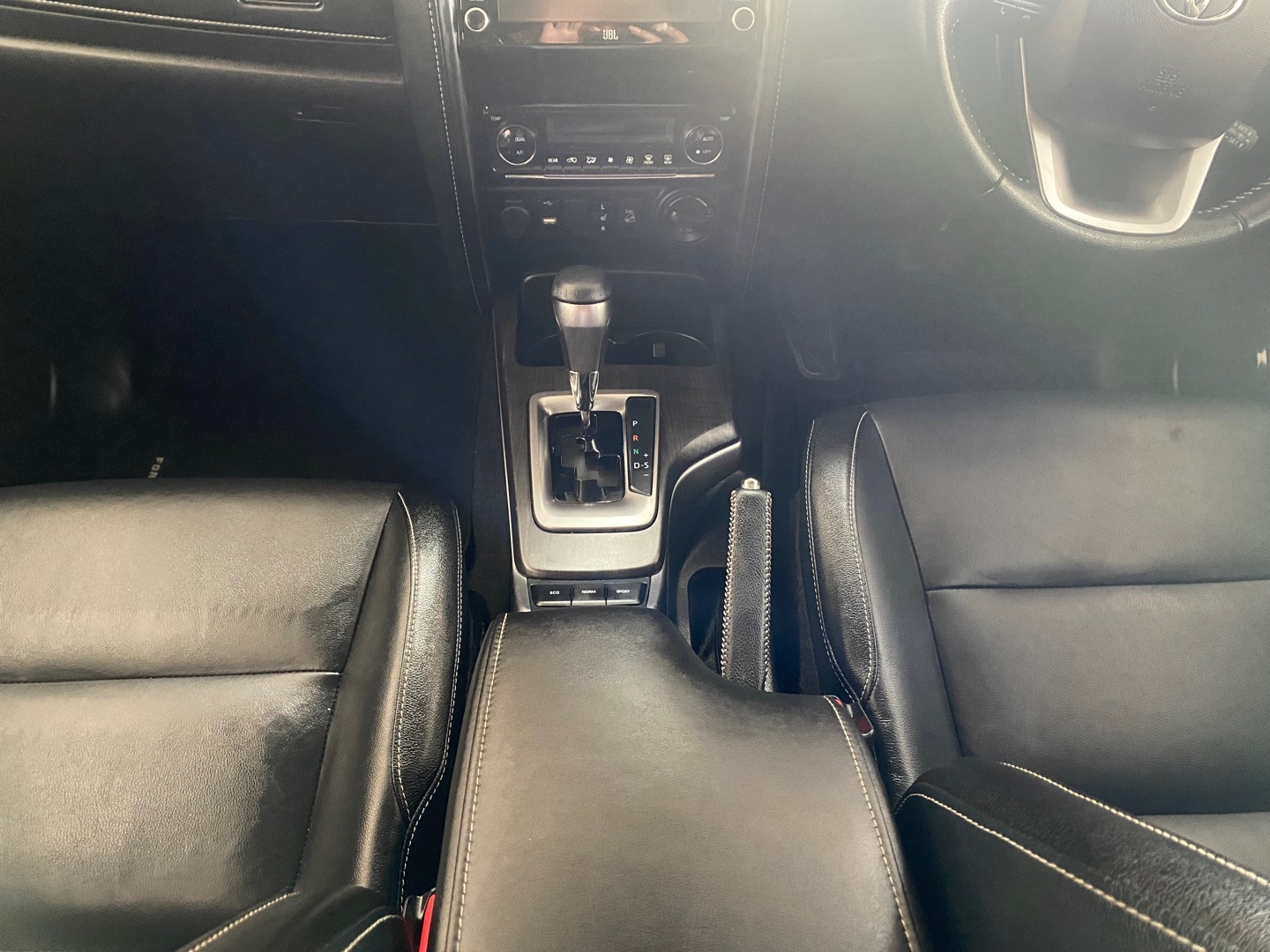Toyota Fortuner 2.8GD-6 4X4 VX