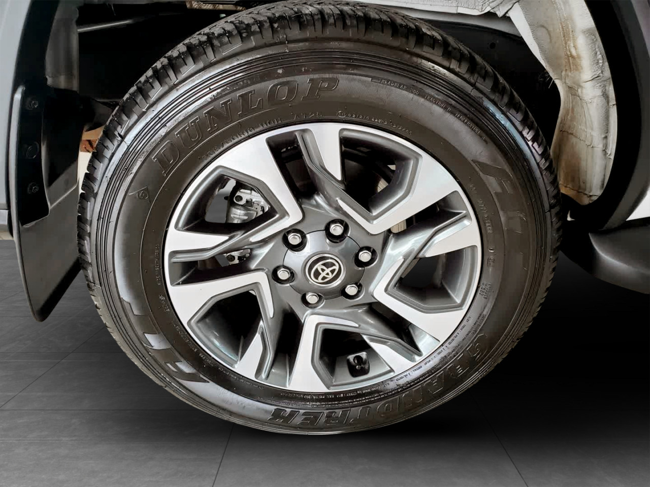 Toyota Fortuner 2.8GD-6 4X4 VX