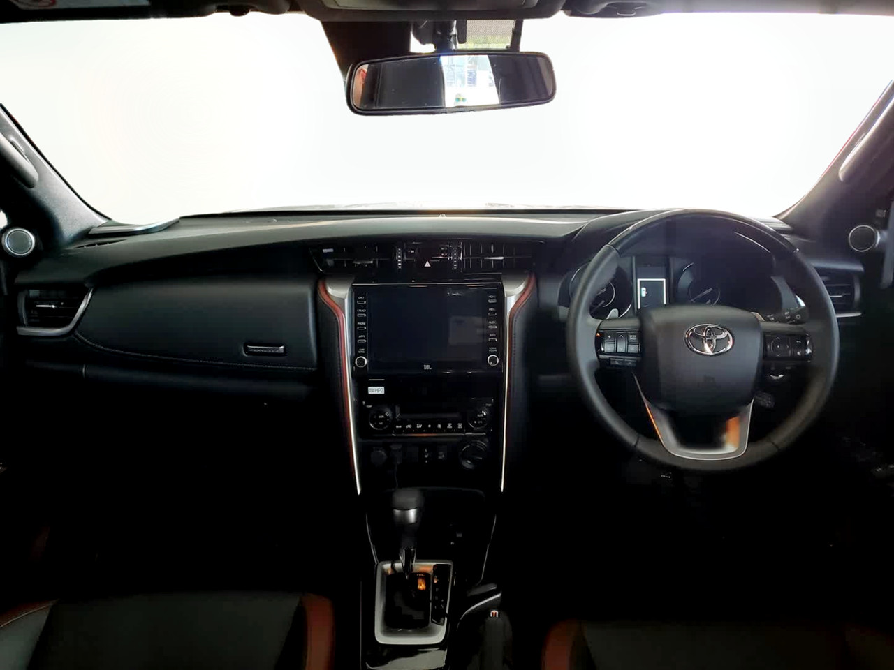 Toyota Fortuner 2.8GD-6 4X4 VX