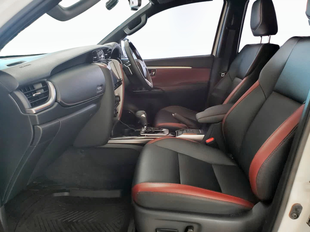 Toyota Fortuner 2.8GD-6 4X4 VX