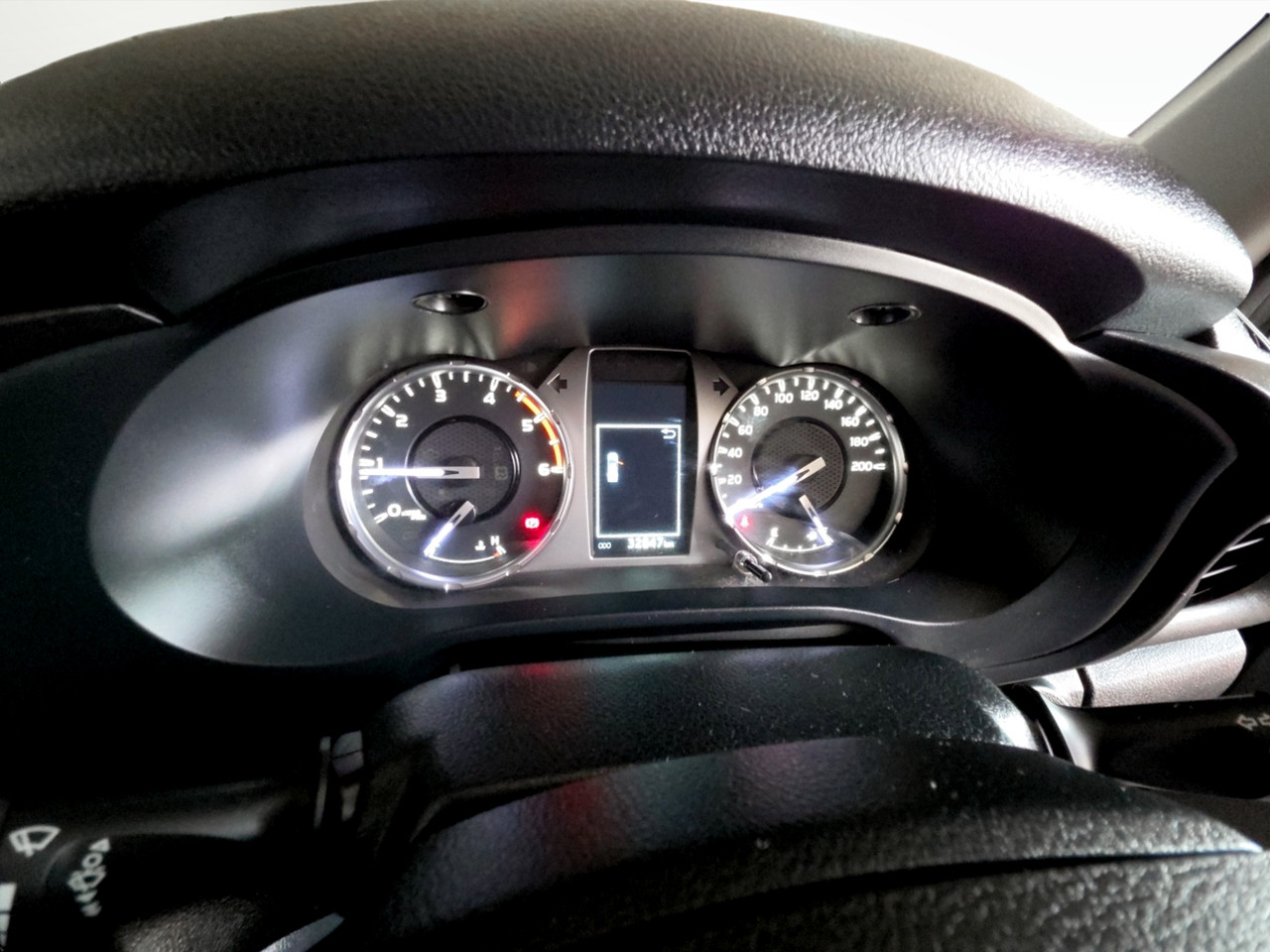 Toyota Hilux 2.4GD-6 SINGLE CAB 4X4 RAIDER MANUAL