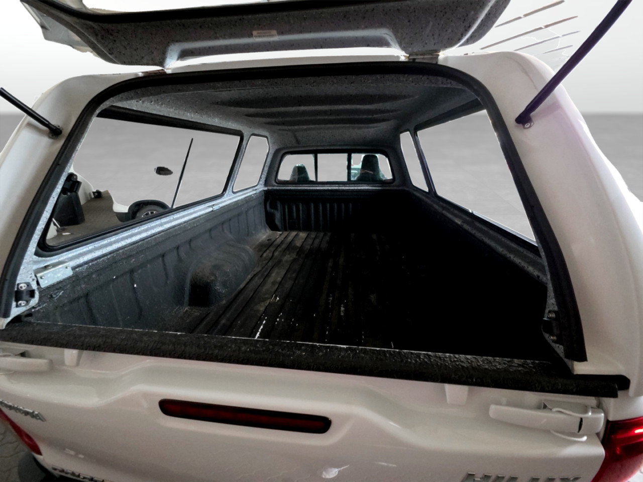 Toyota Hilux 2.4GD-6 SINGLE CAB 4X4 RAIDER MANUAL