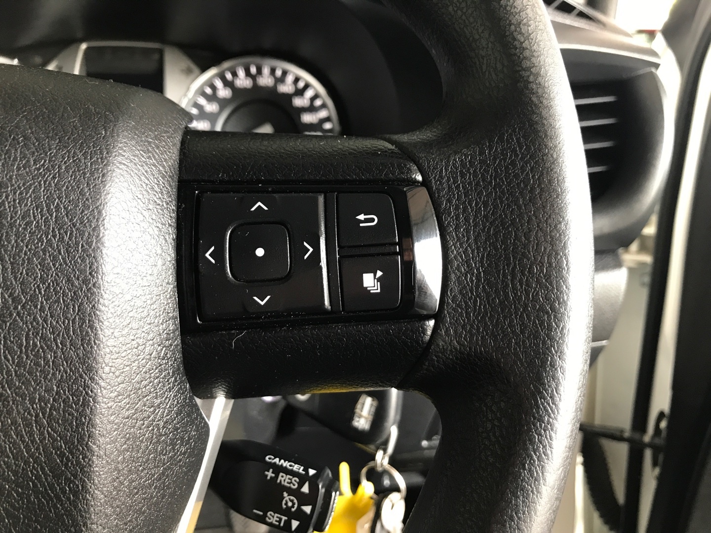 Toyota Hilux 2.4GD-6 SINGLE CAB 4X4 RAIDER MANUAL