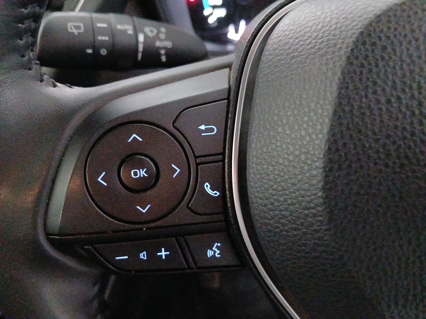 Toyota COROLLA CROSS 1.8 HYBRID XS