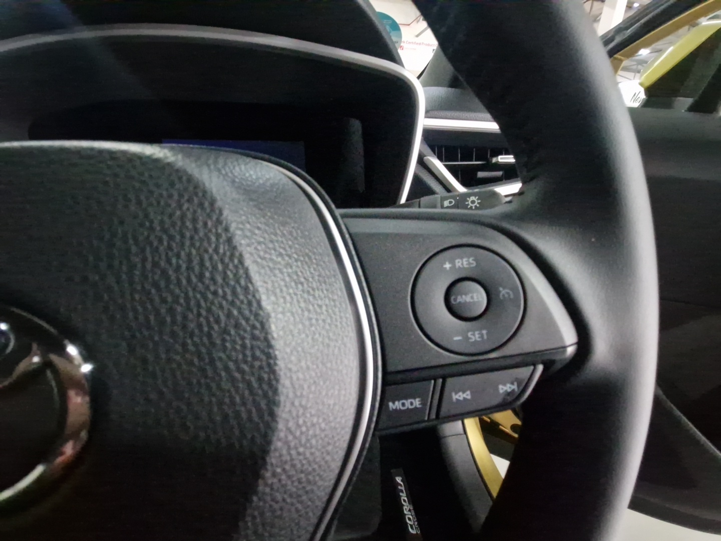Toyota COROLLA CROSS 1.8 HEV XS