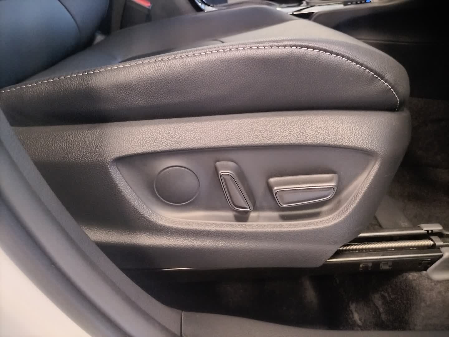 Toyota COROLLA CROSS 1.8 HEV XR