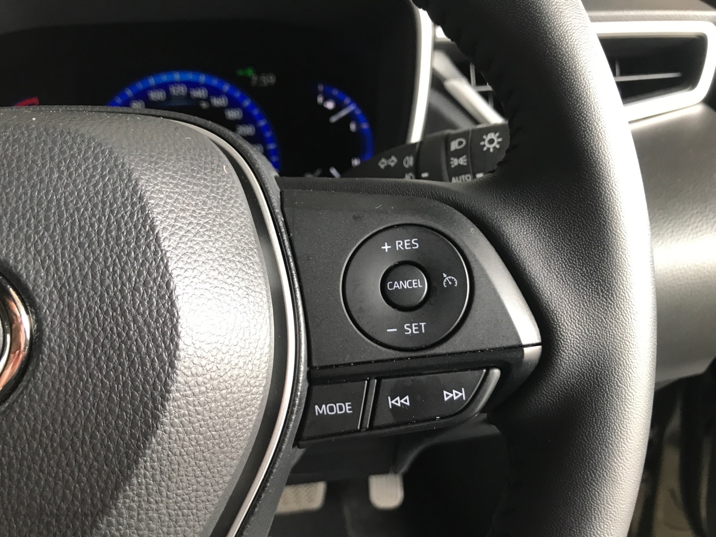 Toyota COROLLA CROSS 1.8 XS
