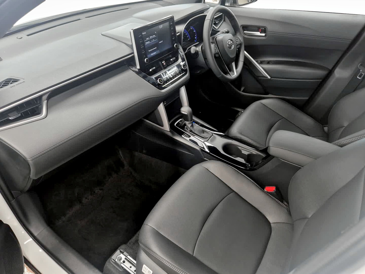 Toyota COROLLA CROSS 1.8 XR