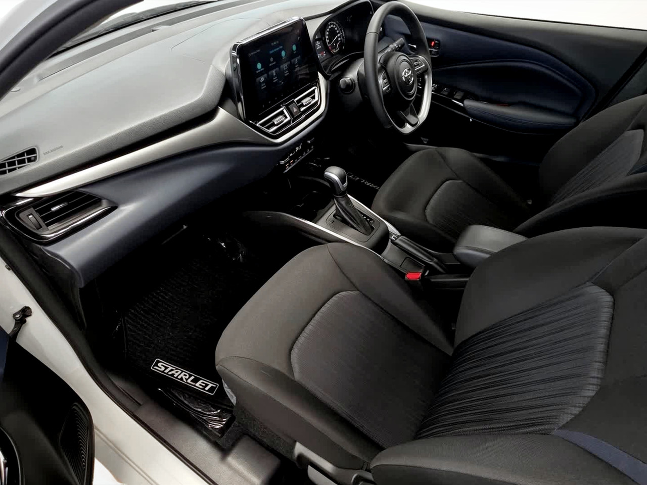 Toyota Starlet 1.5 XR MANUAL
