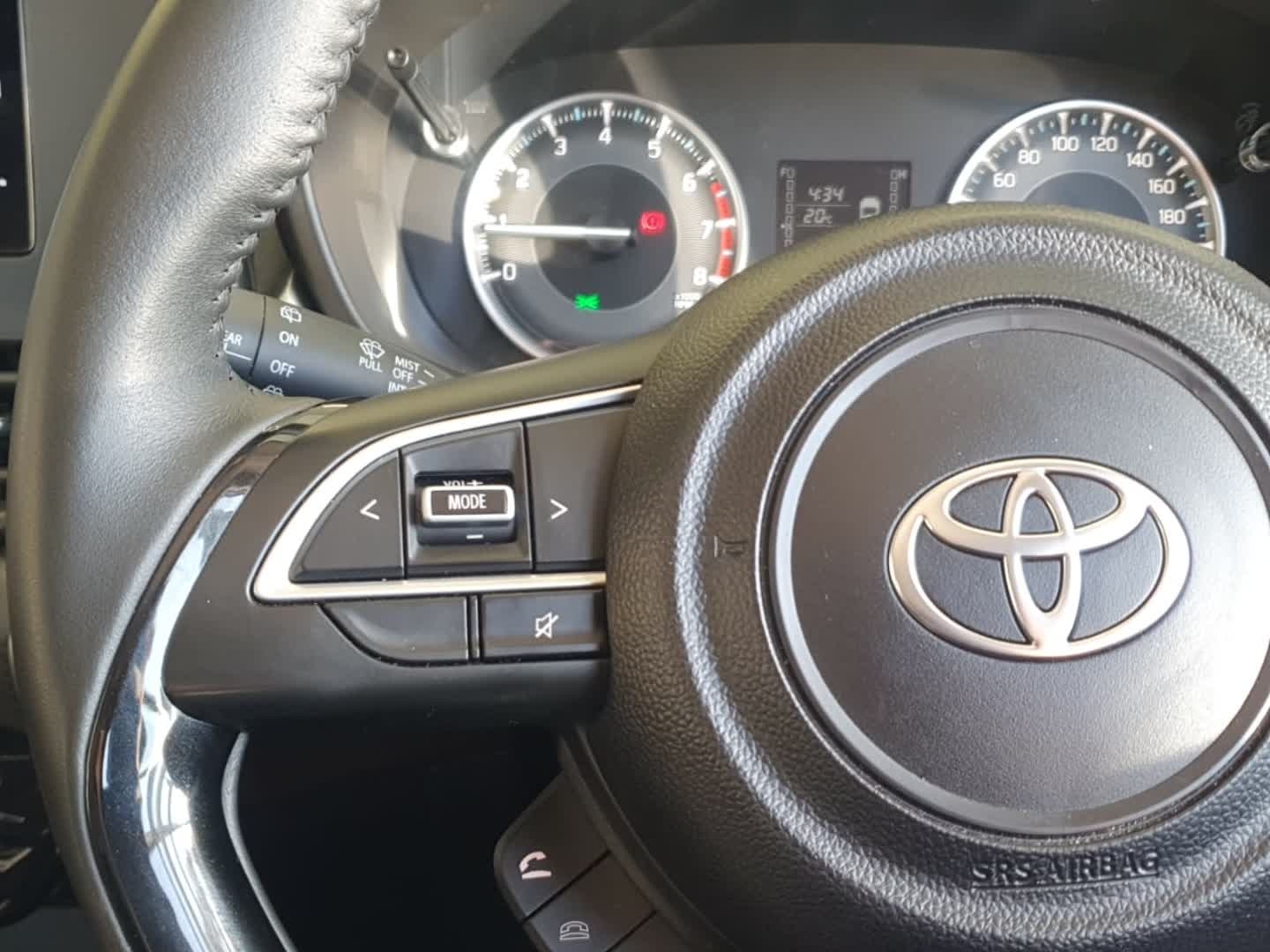 Toyota STARLET CROSS 1.5 XS MANUAL