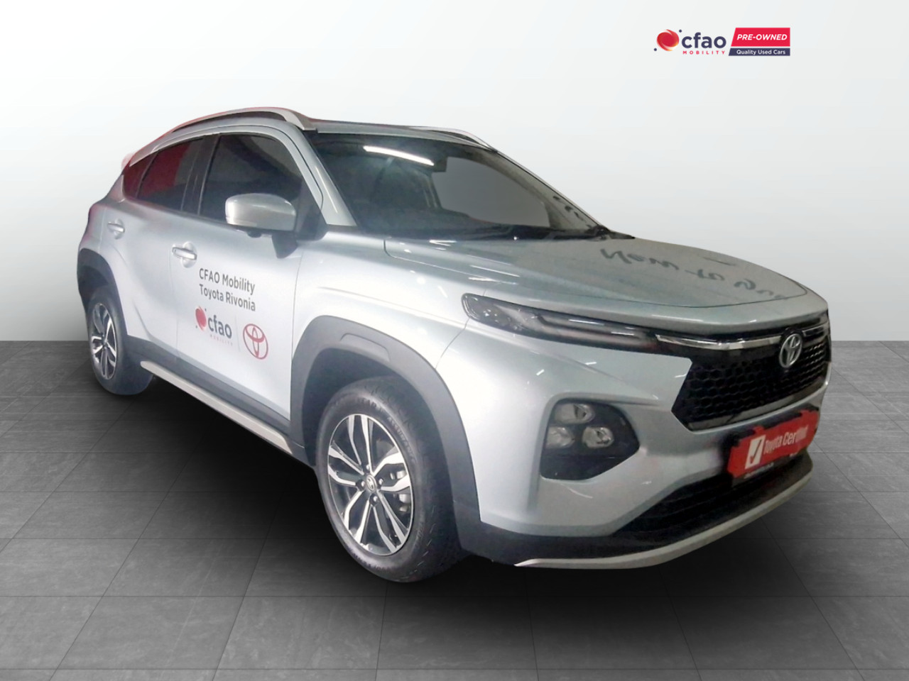 Toyota STARLET CROSS 1.5 XR AUTO