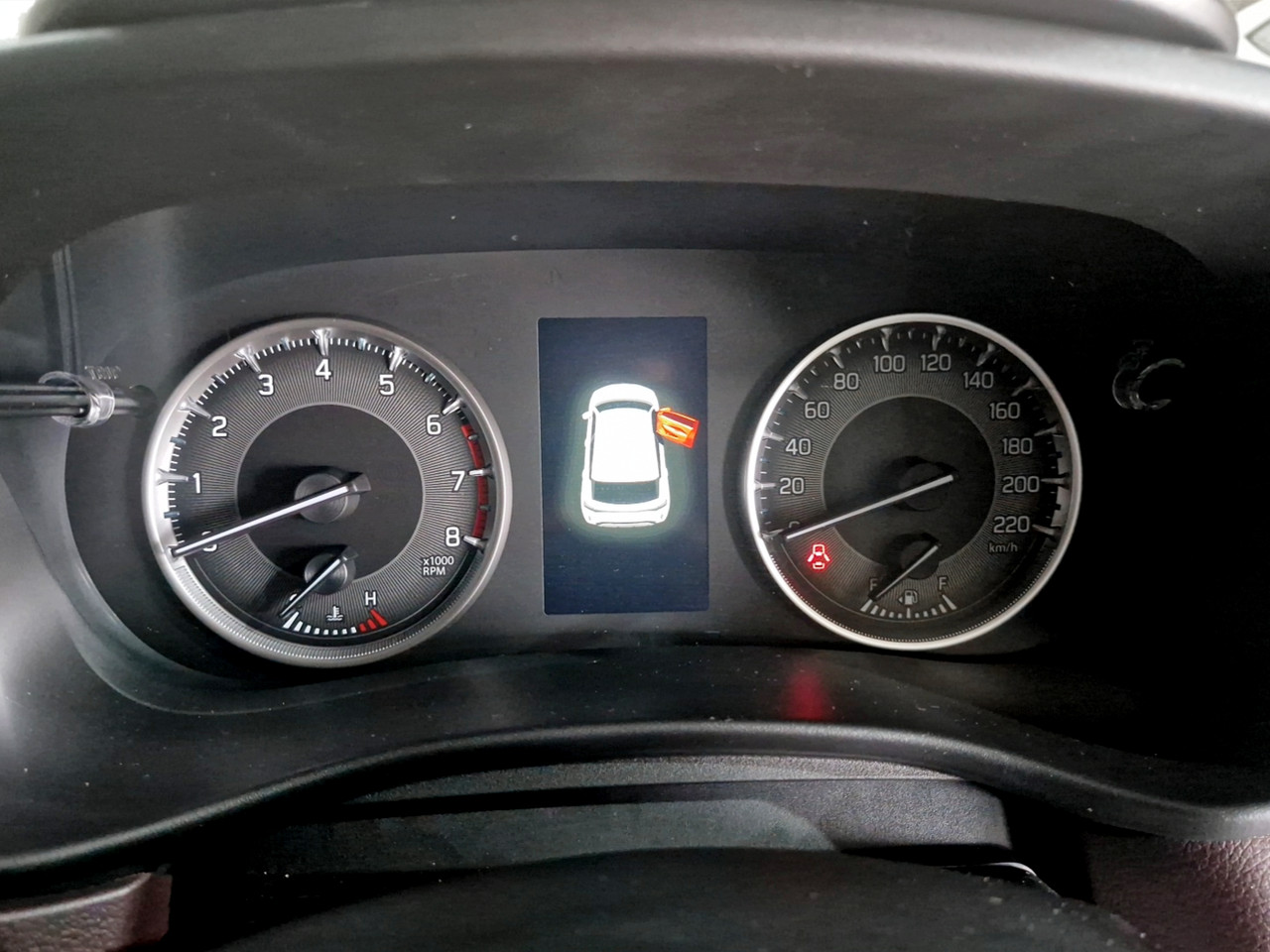 Toyota STARLET CROSS 1.5 XR AUTO