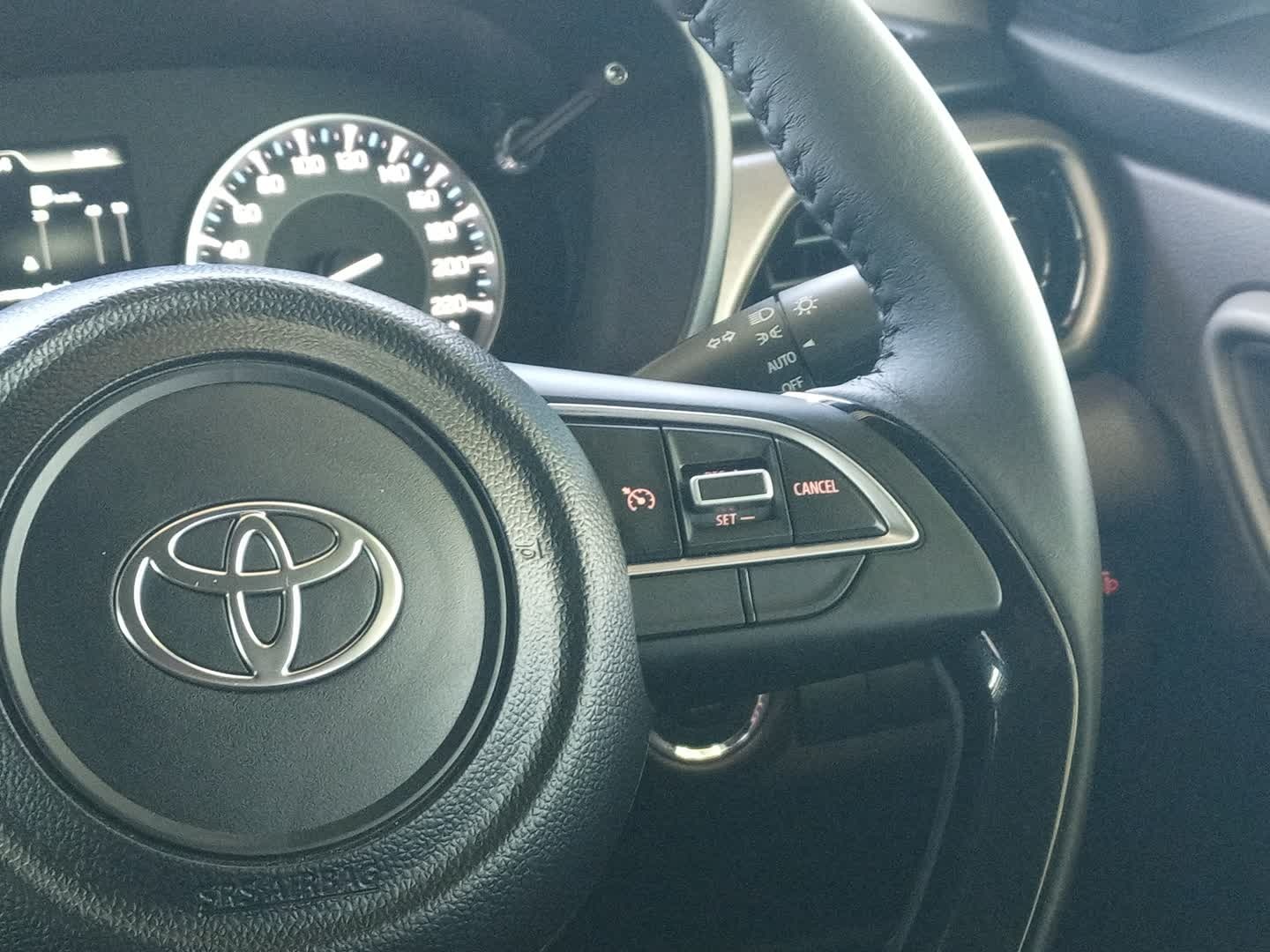 Toyota STARLET CROSS 1.5 XR AUTO