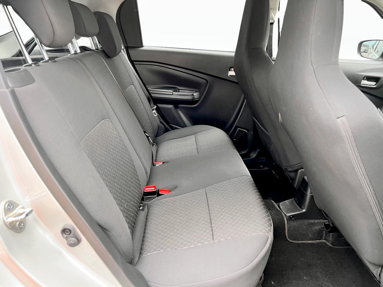 Toyota Vitz 1.0 XR AUTO