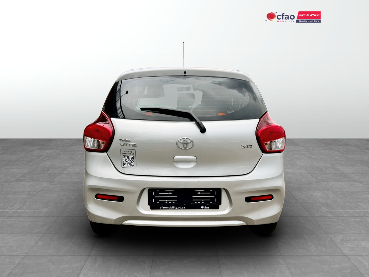 Toyota Vitz 1.0 XR AUTO