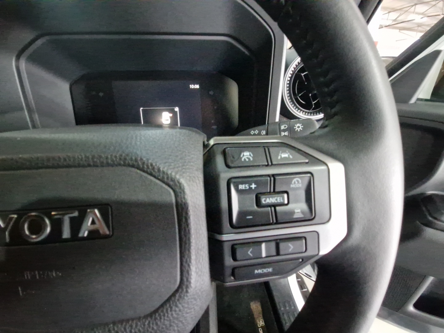 Toyota Land Cruiser Prado 2.8GD TX