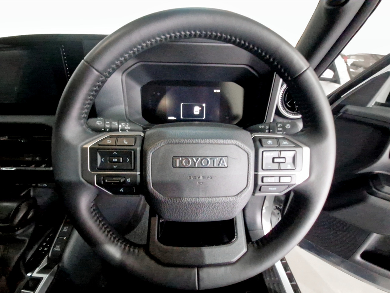Toyota Land Cruiser Prado 2.8GD TX