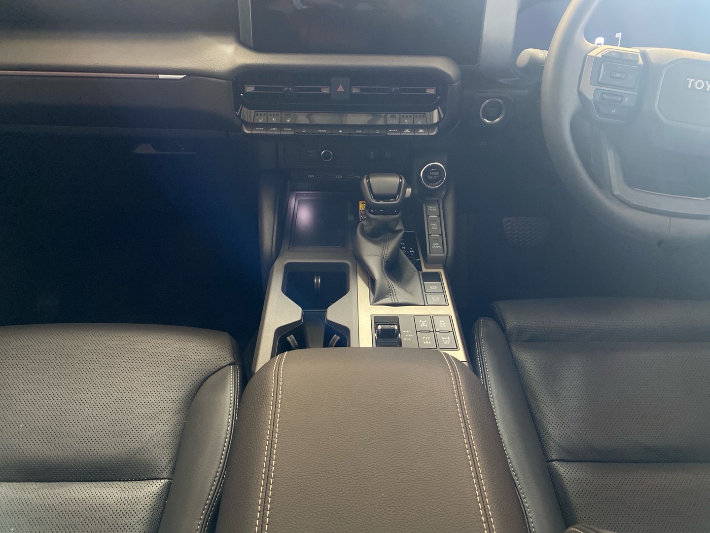 Toyota Land Cruiser Prado 2.8GD VX-R