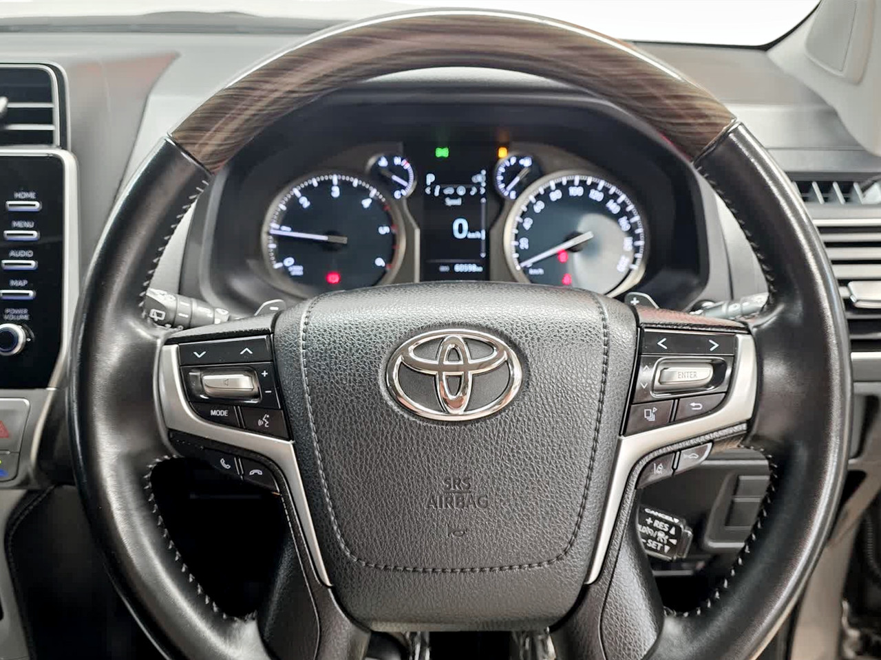 Toyota Land Cruiser Prado 2.8GD VX-L
