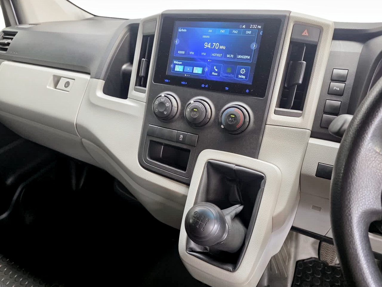 Toyota QUANTUM 2.8 SLWB PANEL VAN