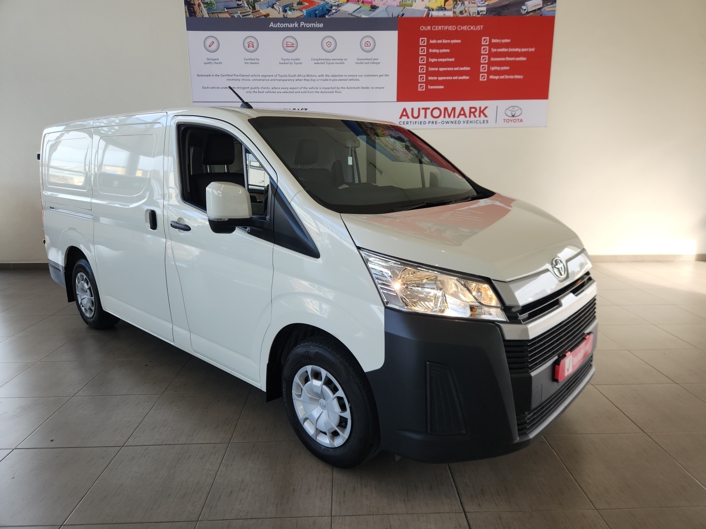 Toyota QUANTUM 2.8 LWB PANEL VAN MANUAL