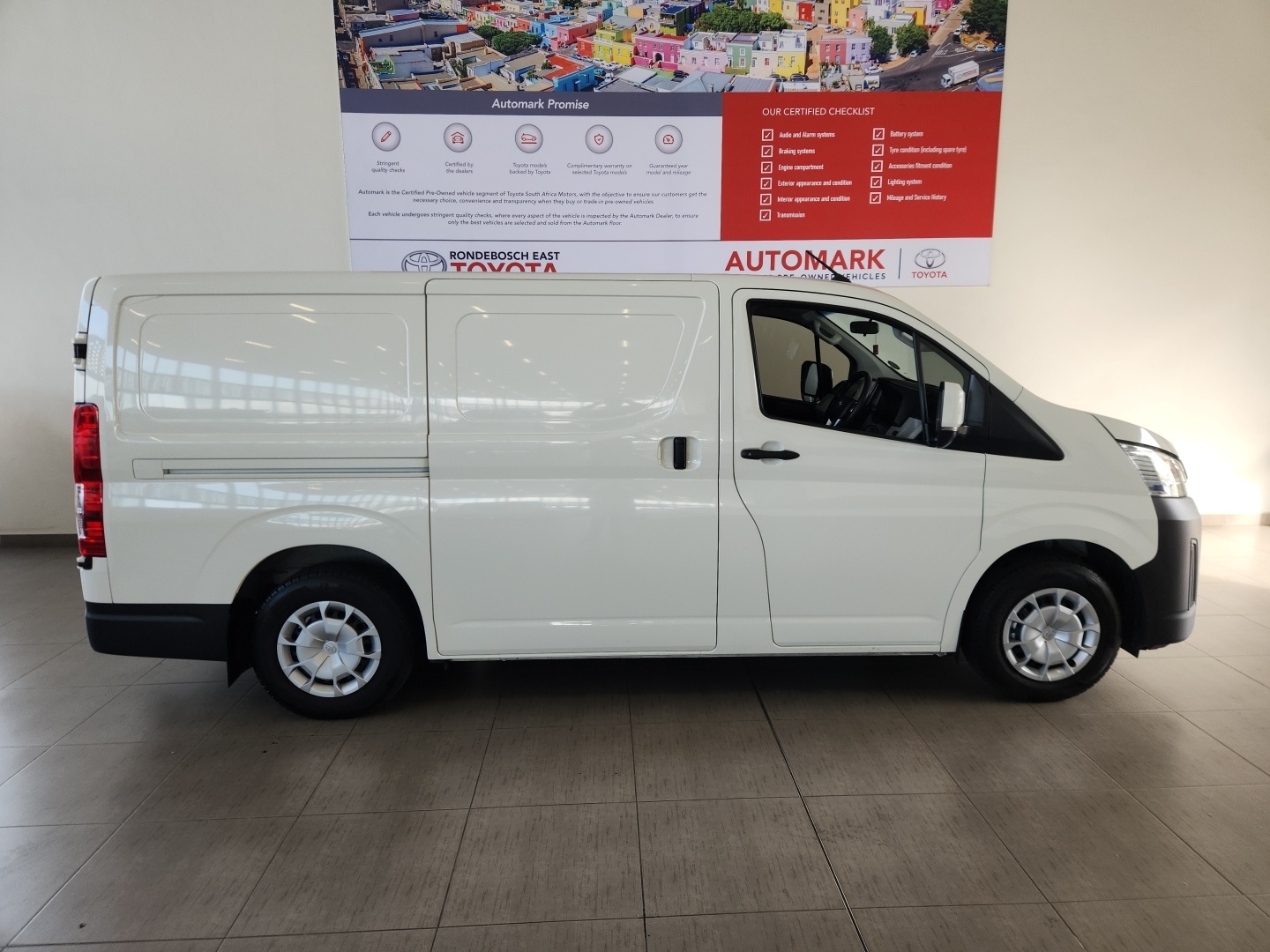 Toyota QUANTUM 2.8 LWB PANEL VAN MANUAL